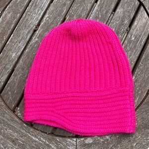 𝅺VINTAGE Meister San Francisco 100% Wool Hot Pink Beanie